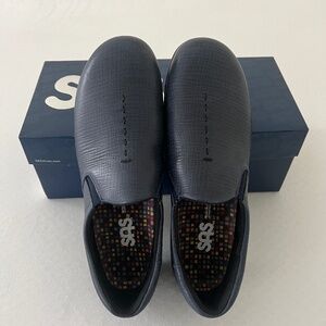 SAS Women's Shoes Viva Blueberry Slip-On Printed Waxed Nubuck Leather--Size 8N